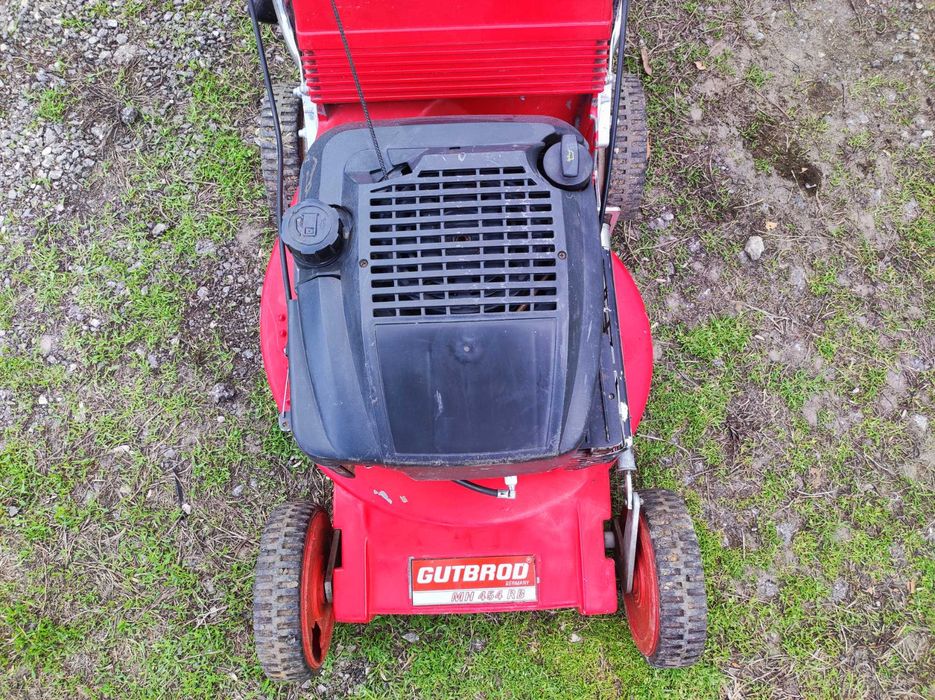 Бензинова самоходна косачка с кош Gutbrod BriggsStratton 150cm 4кс 4t 50см 33кг