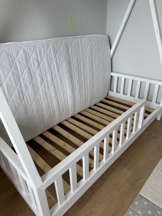 Pat Montessori, cu saltea cocos