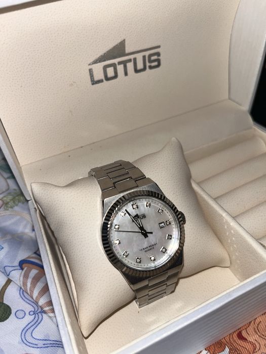 LOTUS womens cream 316L stainless steel watch  L18838/1