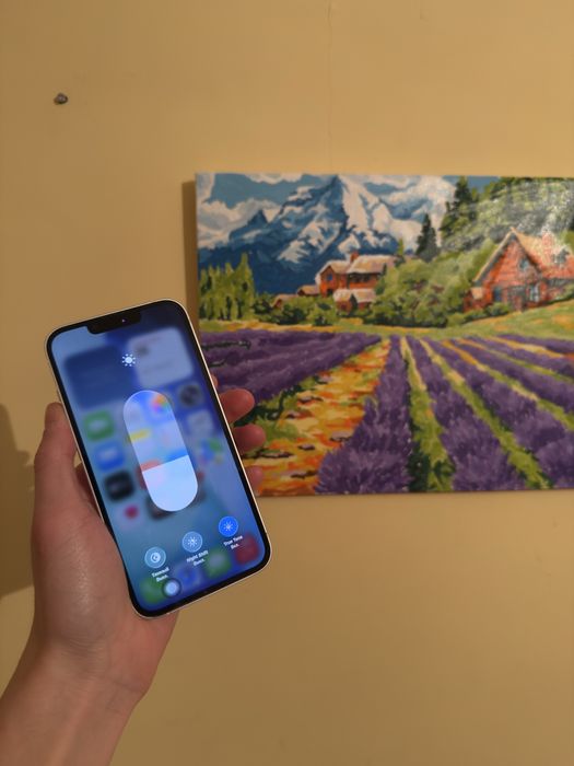 продаю айфон 13/Iphone 13