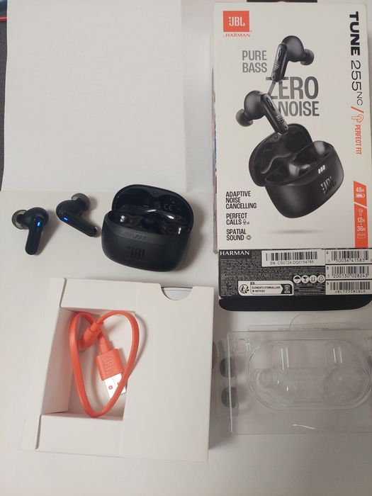 Casti JBL Pure Bass Tune 255nc