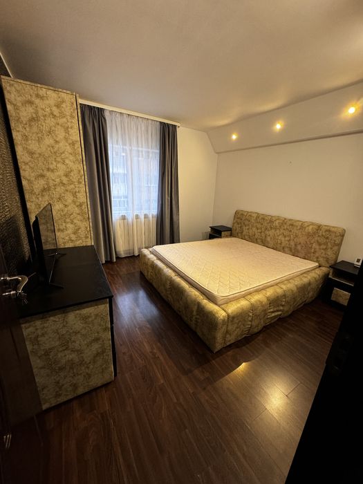 Inchiriez apartament!!