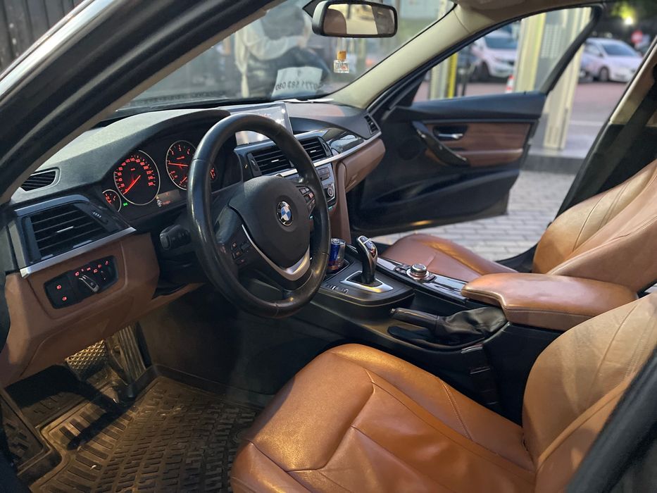 BMW 3 Series 2012 — imagine 5
