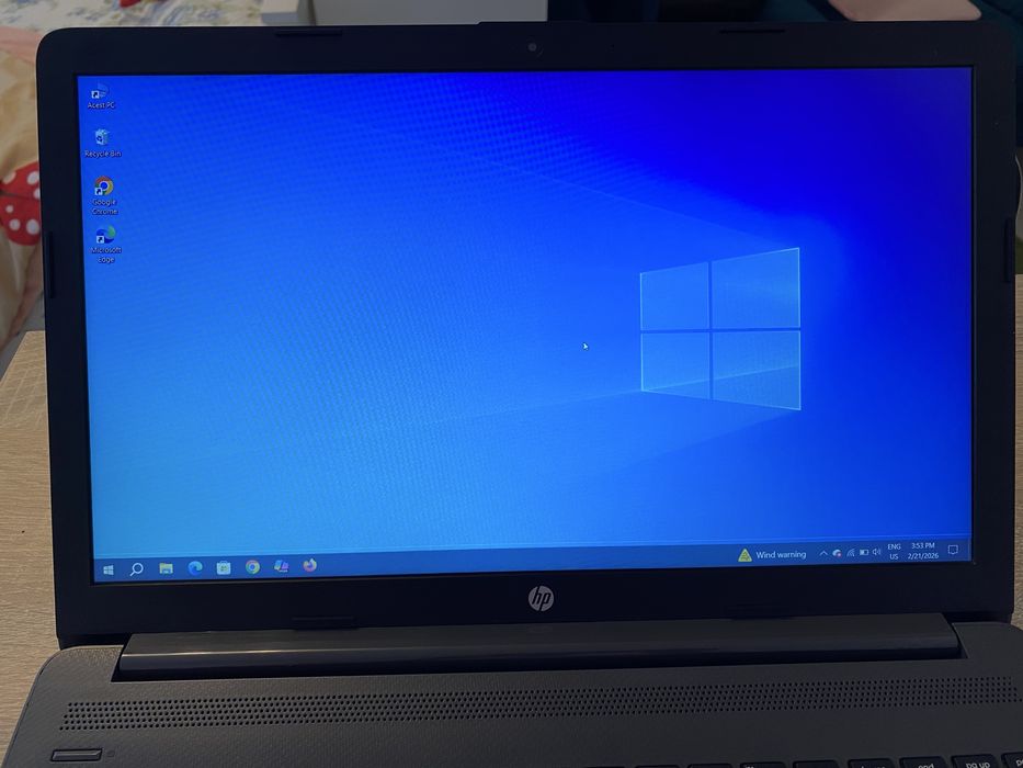 Laptop HP desktop-104lqhp