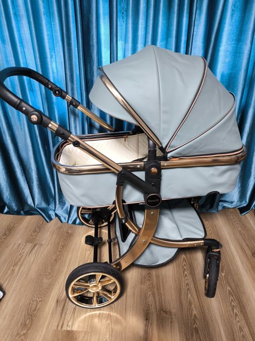 Детская демисезонная коляска