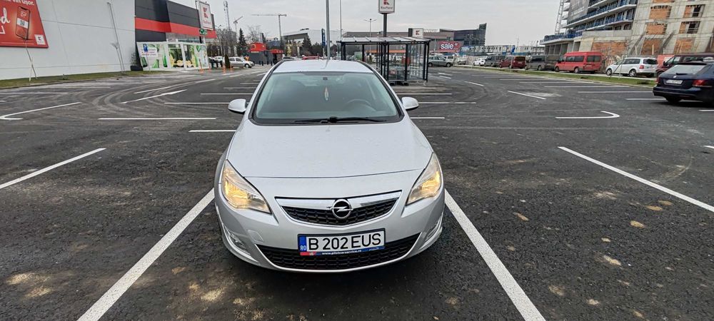 vand opel astra 2012