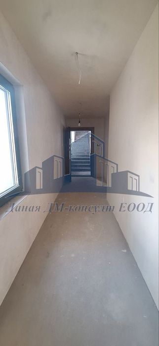 Продава се Тристаен апартамент в Шумен, 2-ри корпус - 135 кв.м за 1000 €/кв.м - Снимка #3