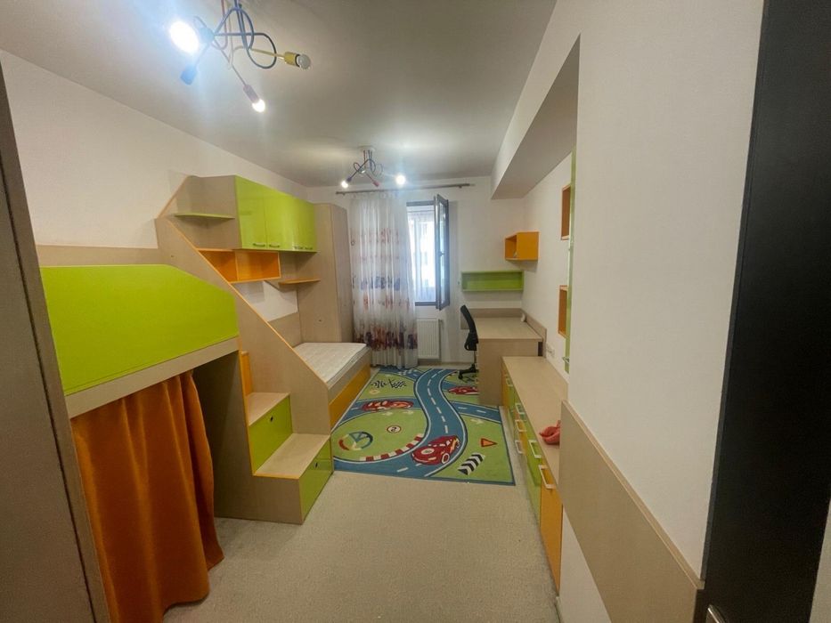3 camere de inchiriat in Isaran