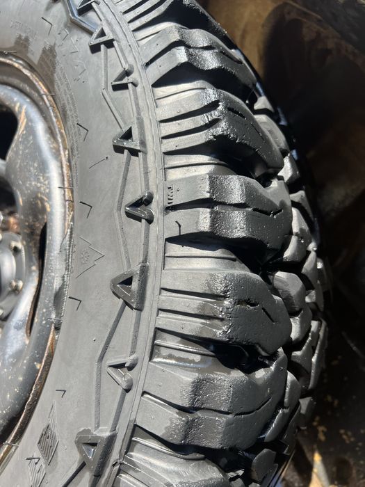 Caucicuri/anvelope  225/65/16