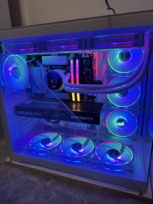 PC Gaming I9-12900K, RTX 5060Ti, 32GB RAM, SSD