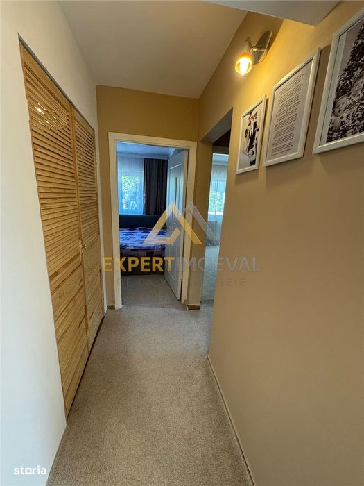 Apartament de vanzare 3 camere + garaj Str. Moldovei