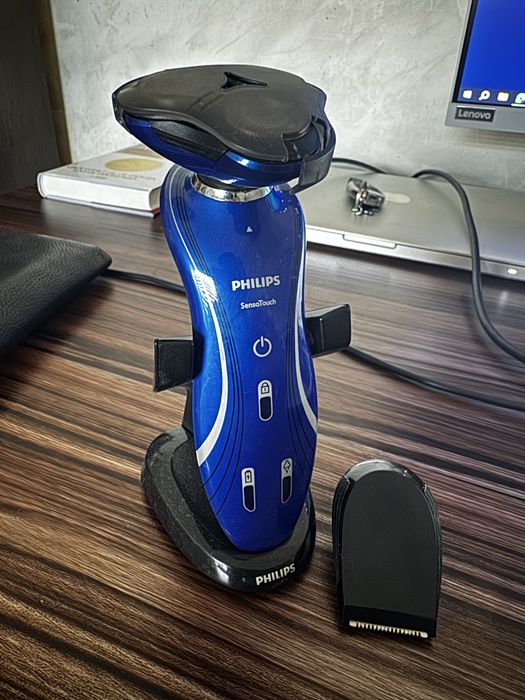 Машинка за бръснене Philips Senso Touch Wet RQ1150