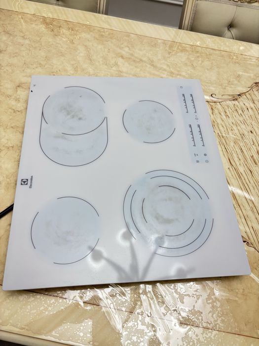 Электрическии плита