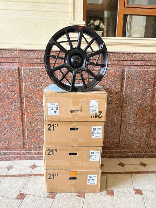 Zeekr 001 FR и Z-Sport диски