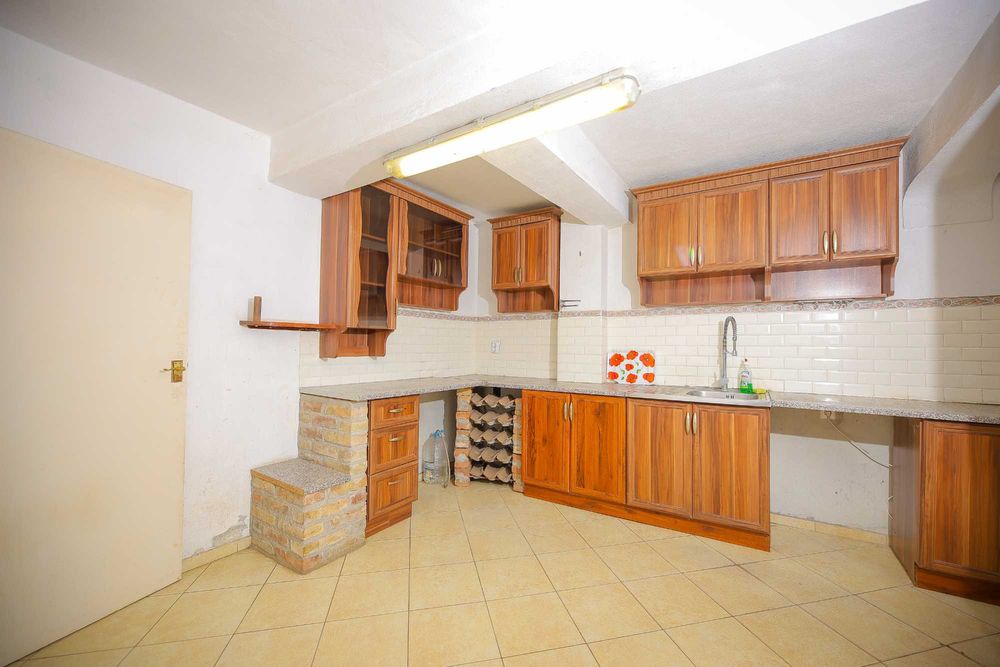 Продава се Къща в с. Ново Ботево, Област Добрич - 324 кв.м за 282 €/кв.м - Снимка #10