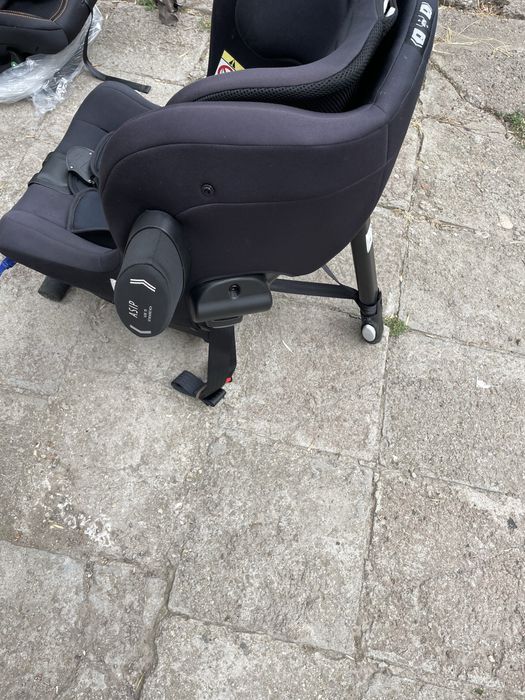 Столче за кола AXKID Minikid 2