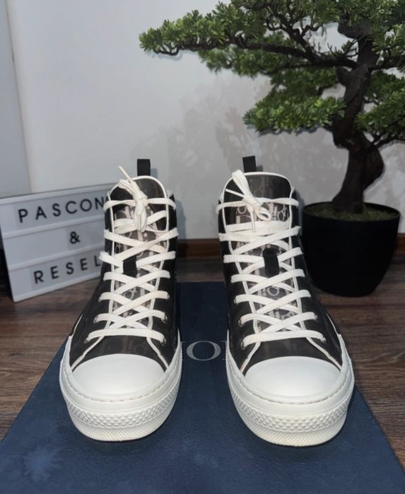 Dior b23 high premium