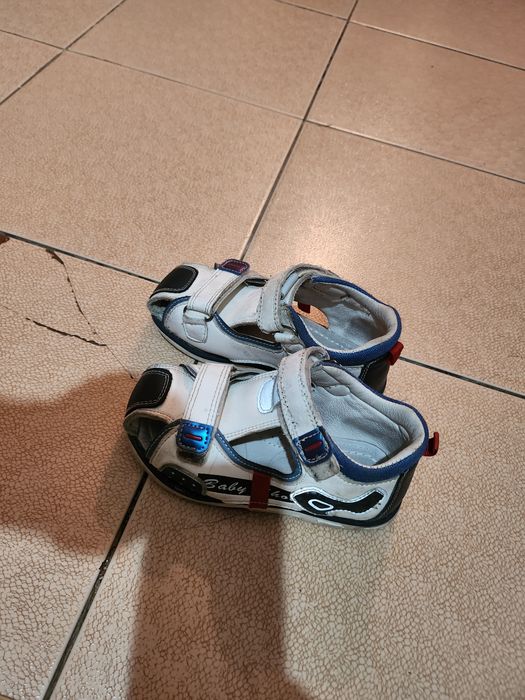 Сандалии детские