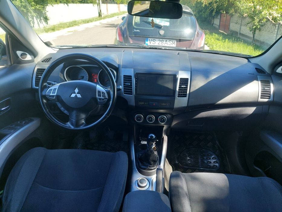Vând/Schimb Mitsubishi Outlander 2008, 7 locuri, 4x4