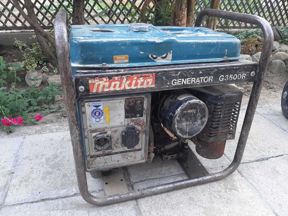 Бензинов генератор Makita G3500R.