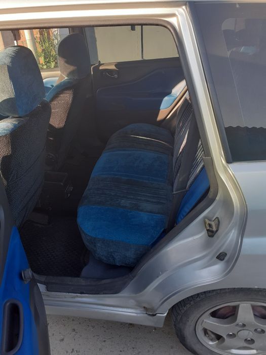 Митсубиси спэйс стар