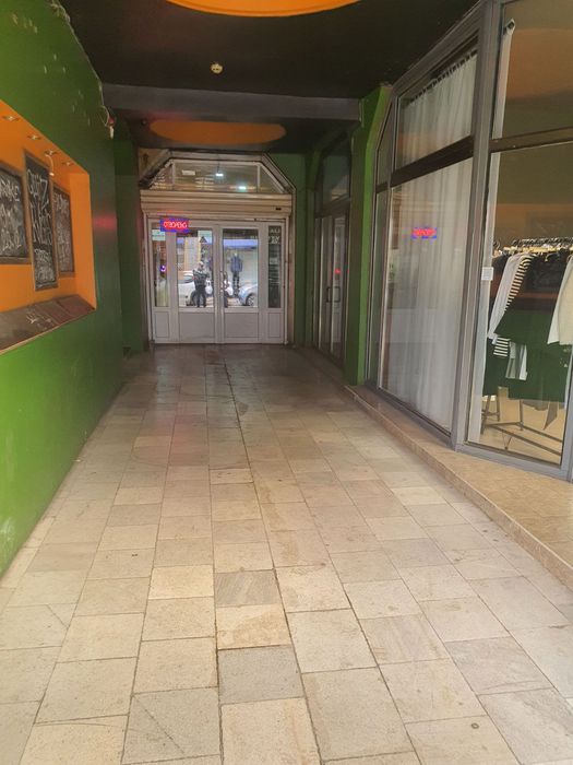 Под наем магазин топ център София