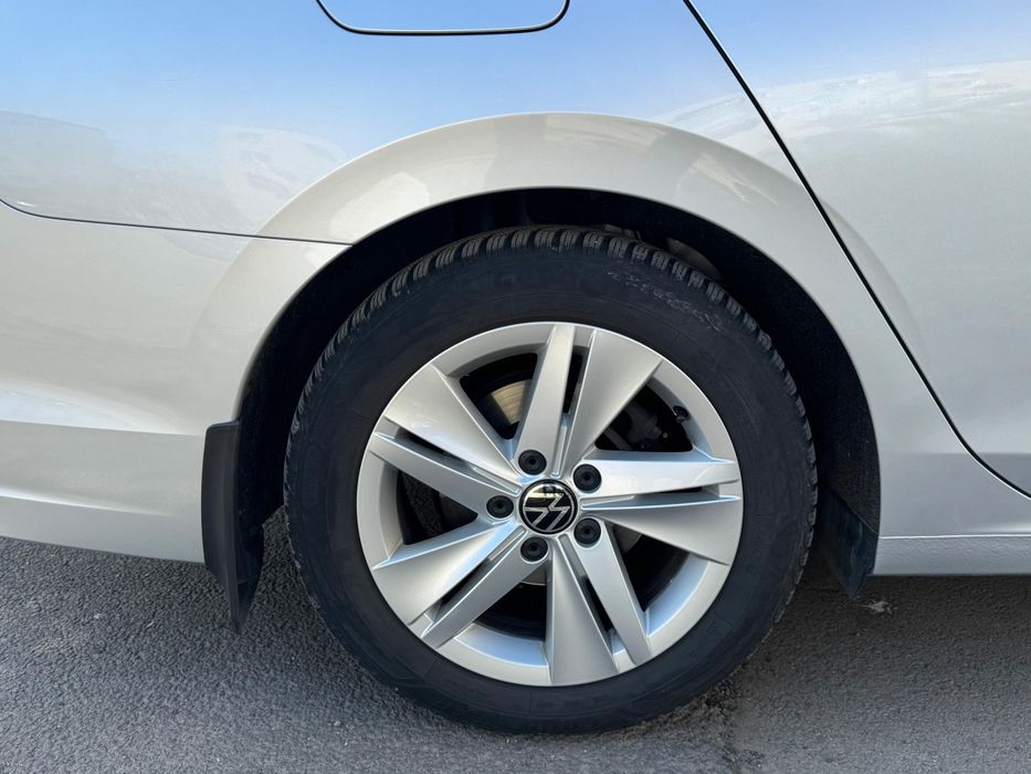 Jante VW Golf 8 originale 16” + anvelope M+S 205/55 R16