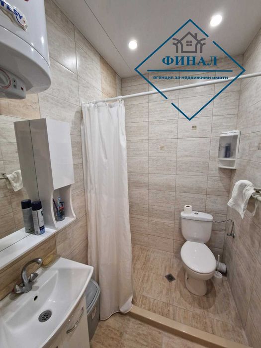 Продава се Четиристаен апартамент в Шумен, Център - 100 кв.м за 1326 €/кв.м - Снимка #4