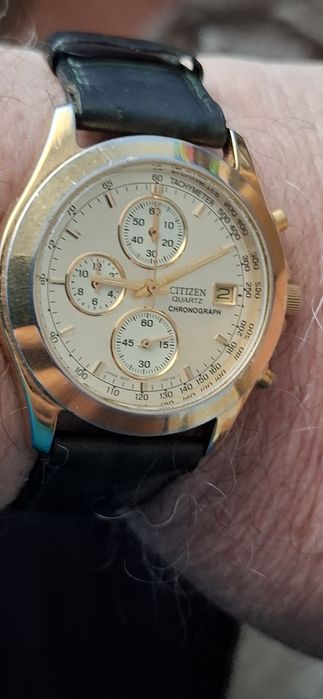 CITIZEN japan cu baterie și curea originală din piele.