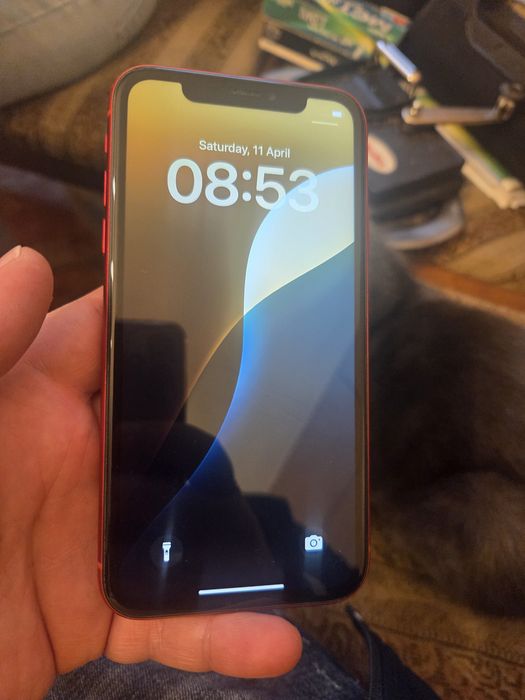 IPhone XR  capac crapat