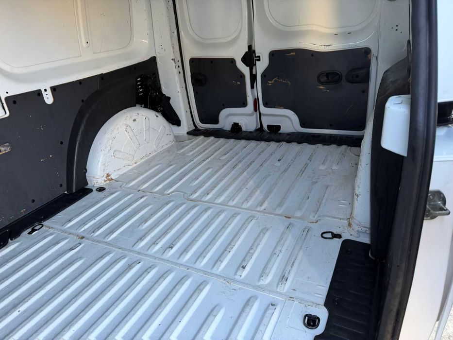 Renault Kangoo - 6 viteze 1.5dci