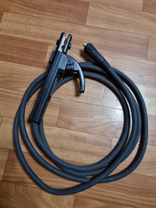 Кабеля  сварочные и электрододержатель