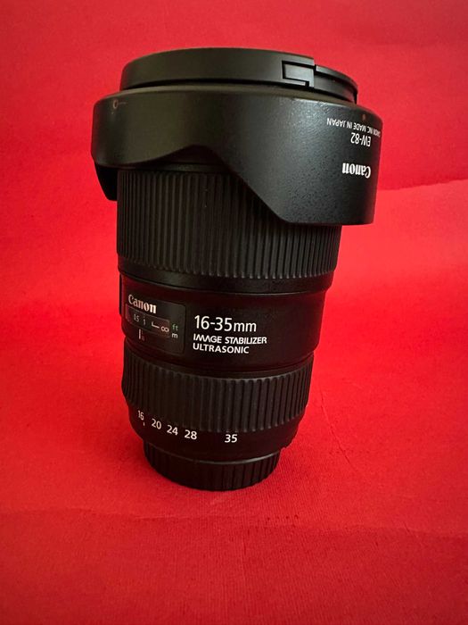 Obiectiv  Canon EF 16-35 mm  F4 IS USM