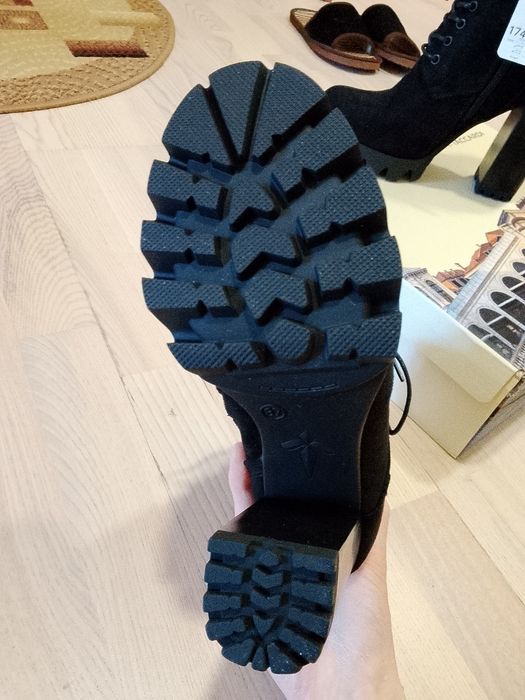 Продам ботильоны