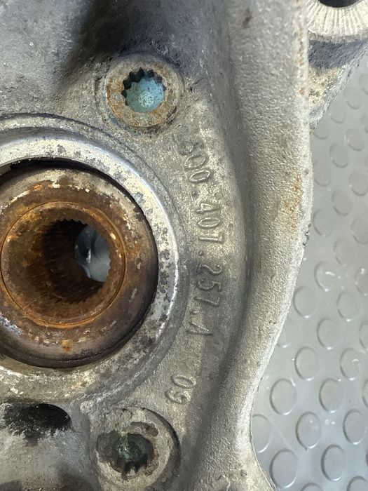 Fuzeta Fata OEM Stanga/Dreapta Vw Passat B8