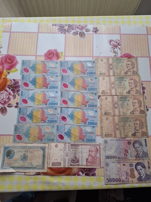 Vand bancnote vechi !