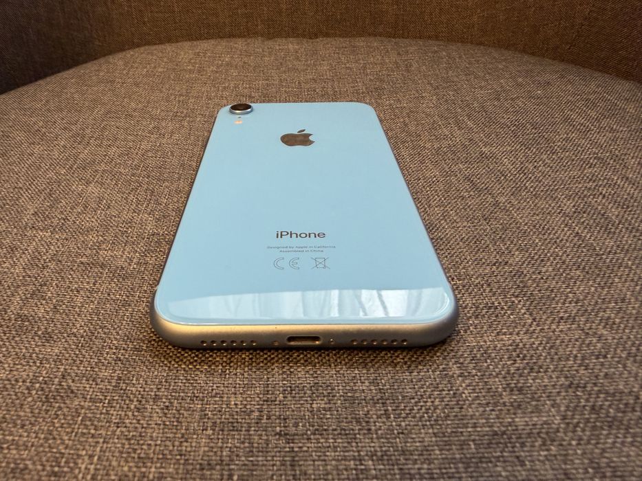 iPhone XR 64GB Blue - много добро състояние
