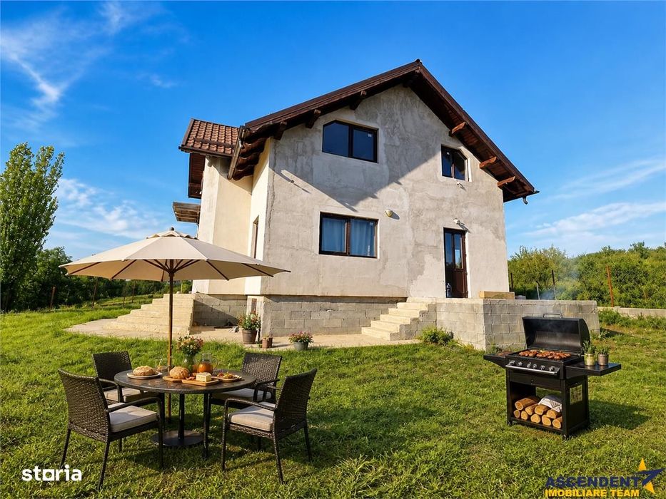 Casa noua Persani, 2022, panorama, design elegant, echipata, 1.532 mp