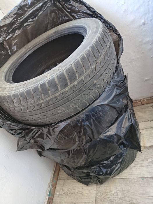 Продам шины на 16