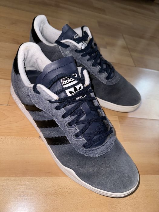 Мъжки маратонки Adidas 44 номер