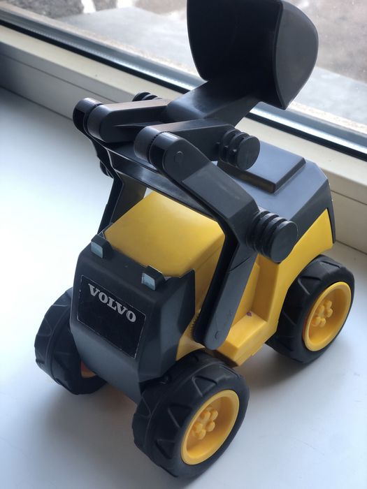 Продам машинки