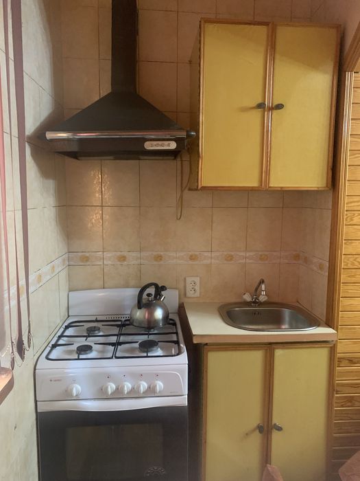 Продается  16 квартал 2/2/4