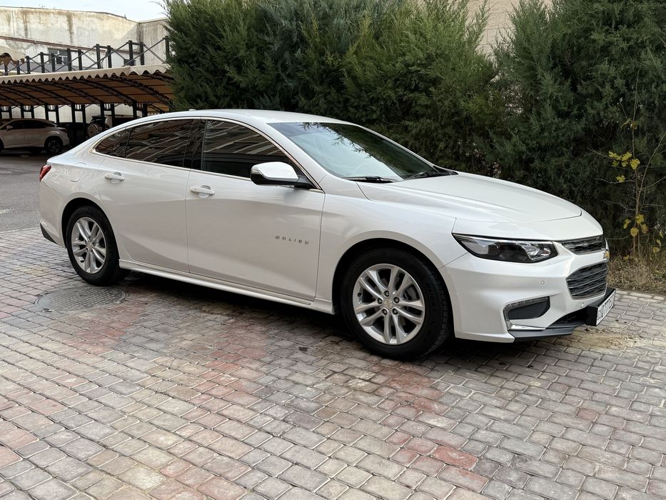 Malibu 2017г 64000км