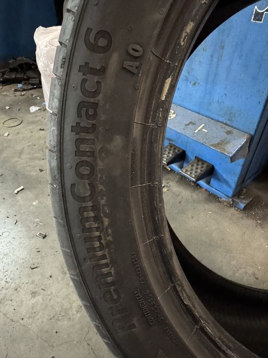 Continental 235/45/18