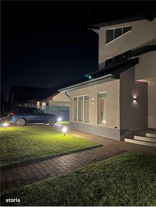 Casa 3 Dormitoare 175mp Panouri Solare Curte Amenajata