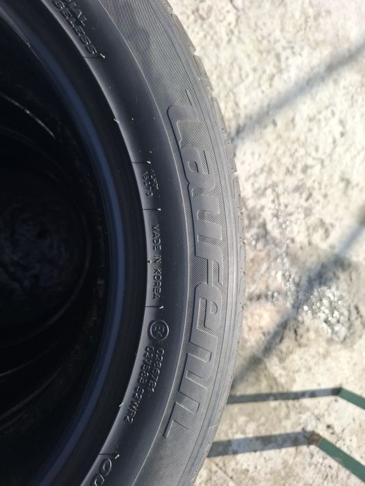 Шины бу летние 215/55R17