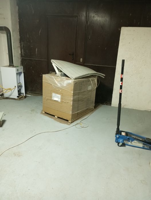 Сдам гараж в центре