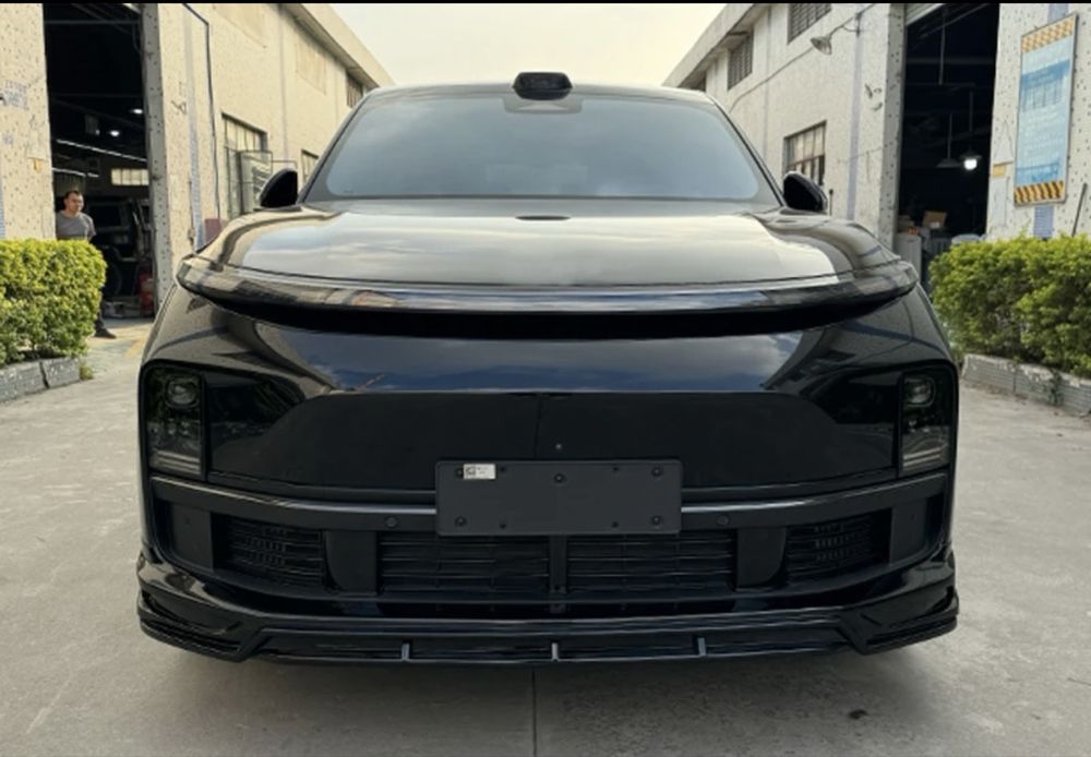 Обвес на Lixiang L9