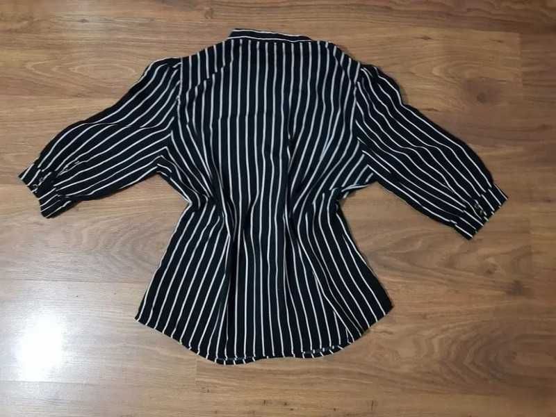 Bluza/Camasa dungi alb/negru,mar 42,stare perfecta