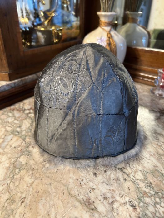 Caciula blana vizon argintiu